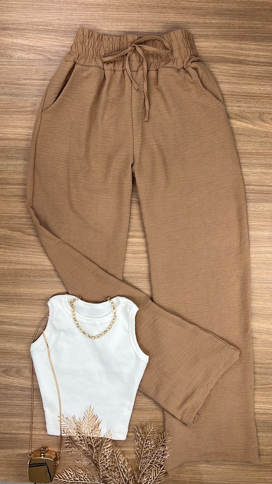 Calça pantalona crepe duna nude LOJA ANDRESSA FREITAS