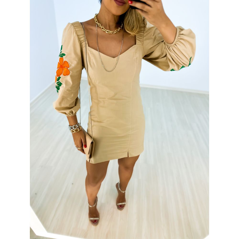Vestido Fl Via Bordado Nude Carolla Ferraro