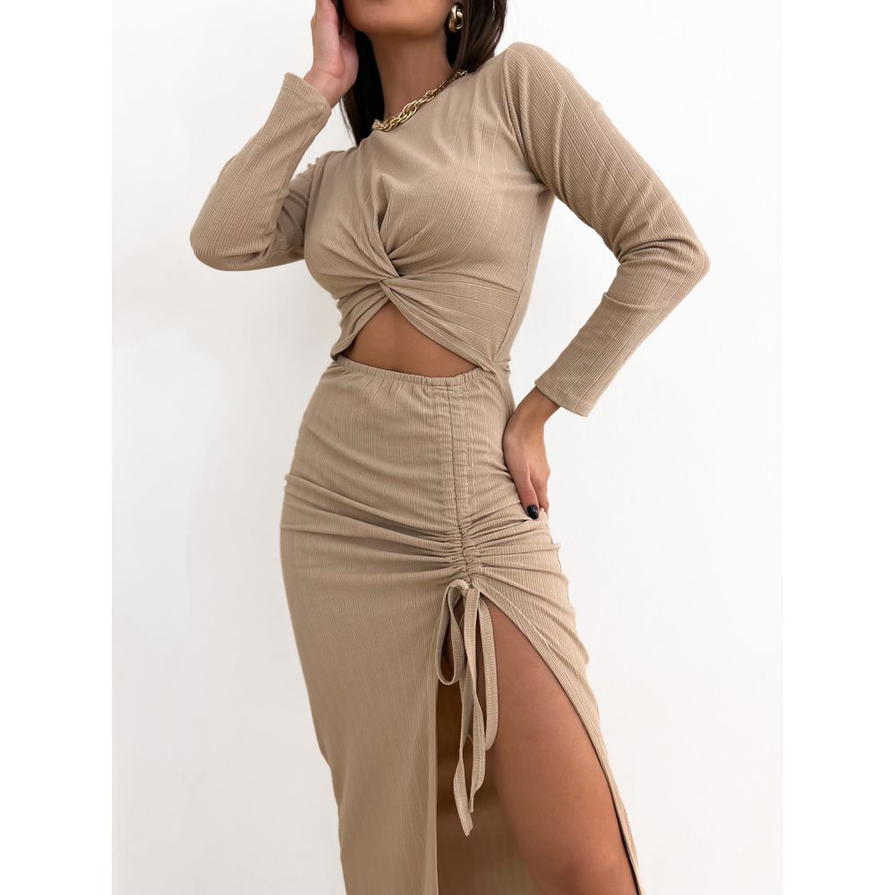 Vestido Longo Aberto Nude Carolla Ferraro