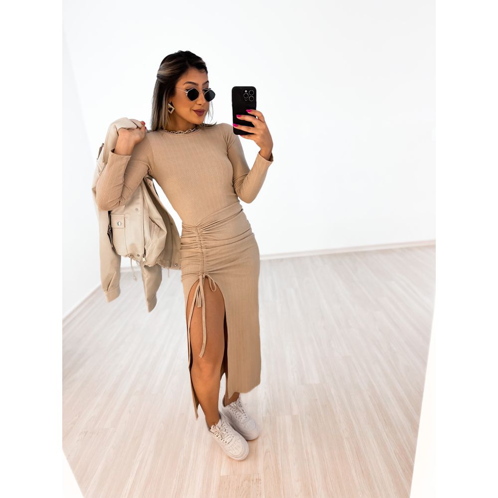 Vestido Longo Fechado Nude Carolla Ferraro