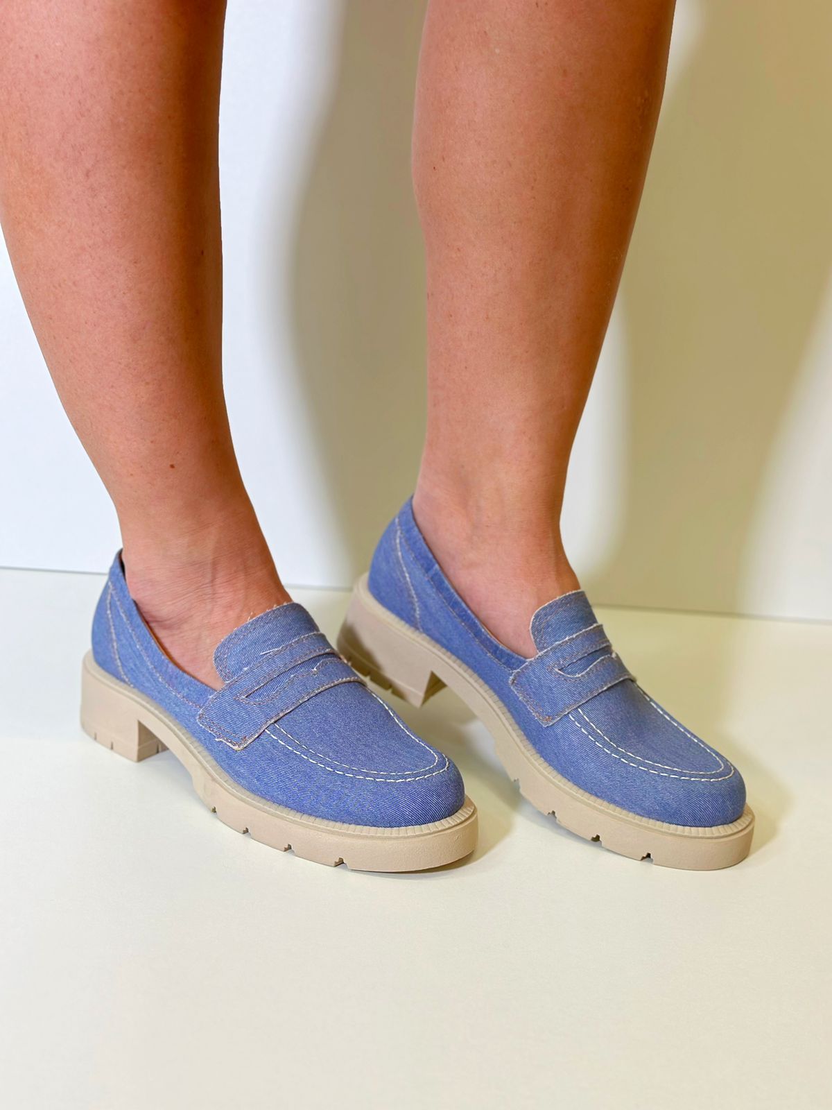 Mocassim com jeans new arrivals