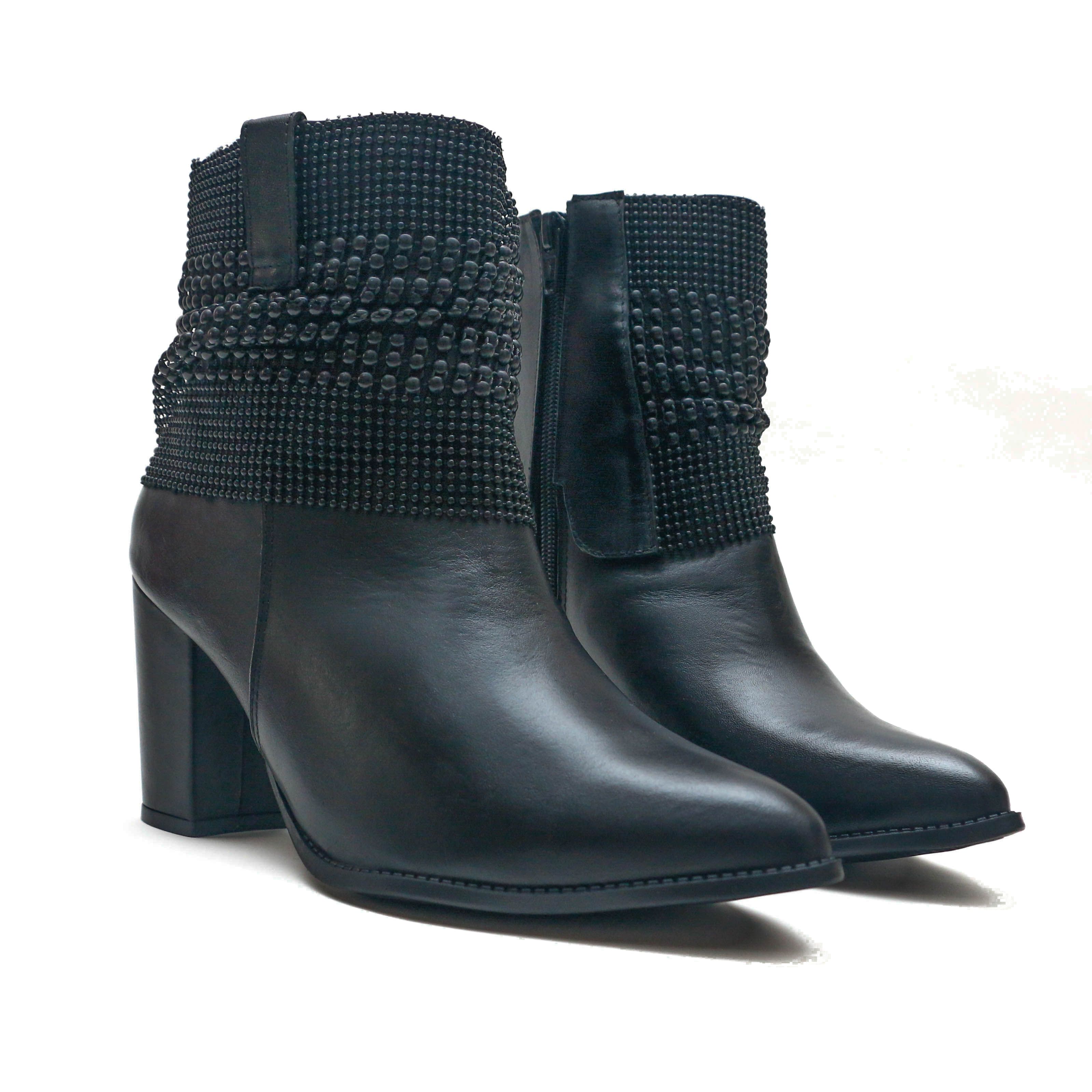 Bota couro malha preto hot sale arezzo