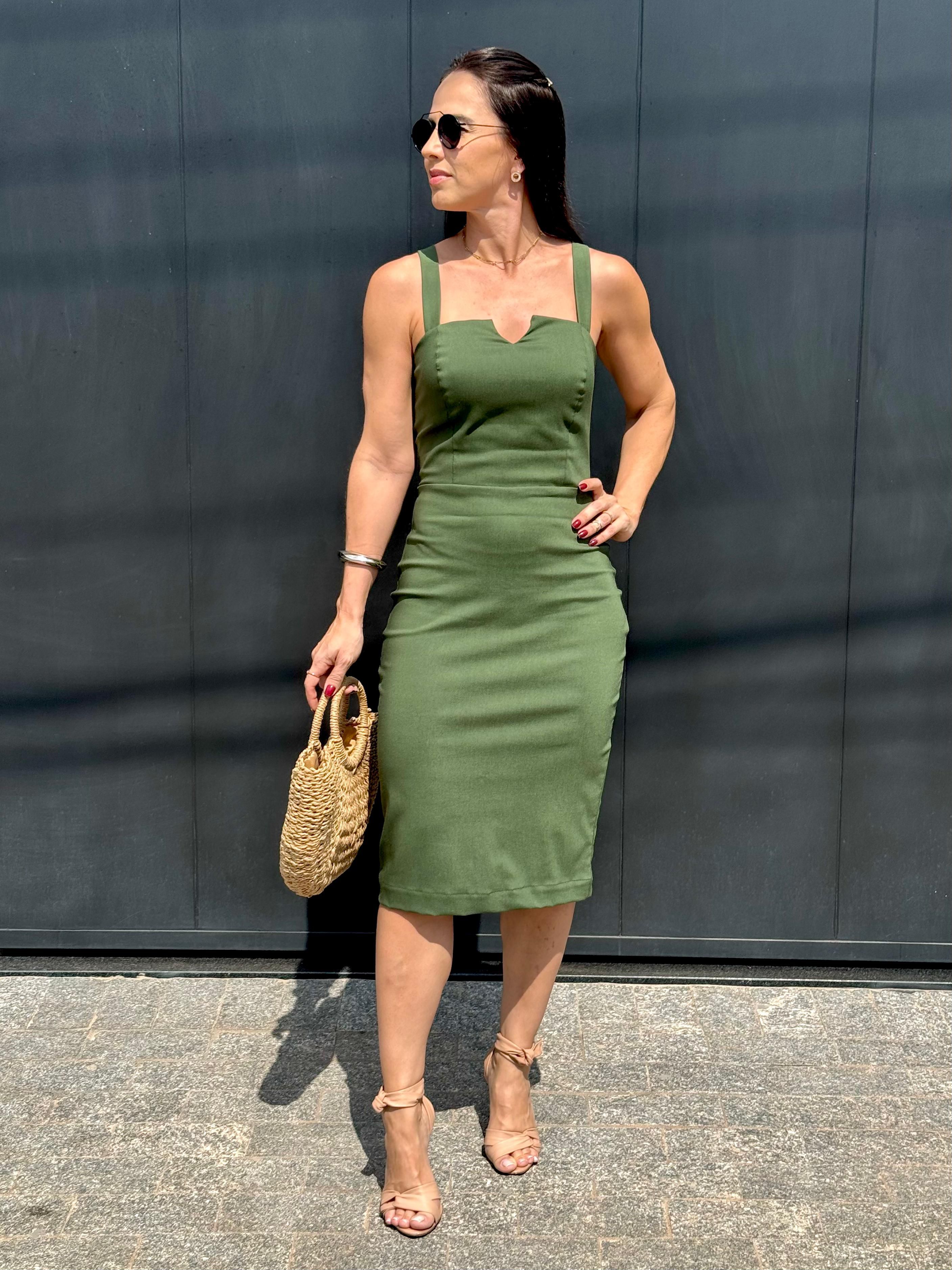 Fenda Lateral Vestido Midi Canelado Verde Militar Vestido Midi