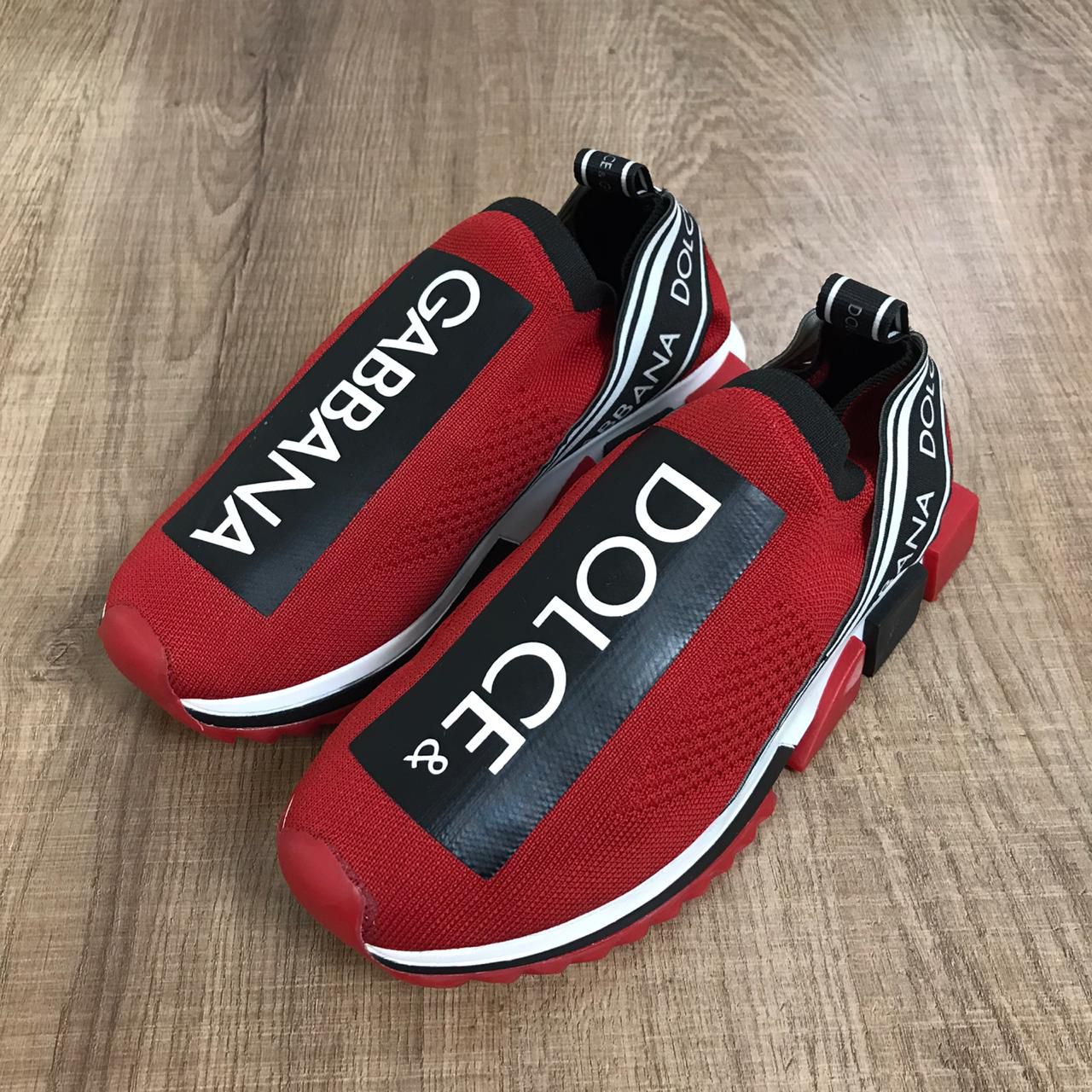 Tenis dolce top gabbana vermelho