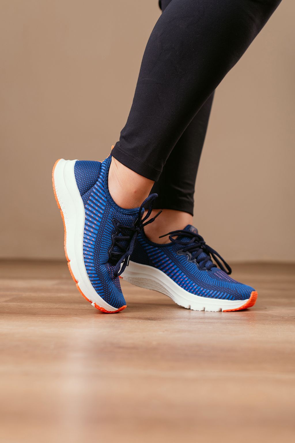 Tênis Academia Solado Color_255- Azul Marinho | Carolina Lins