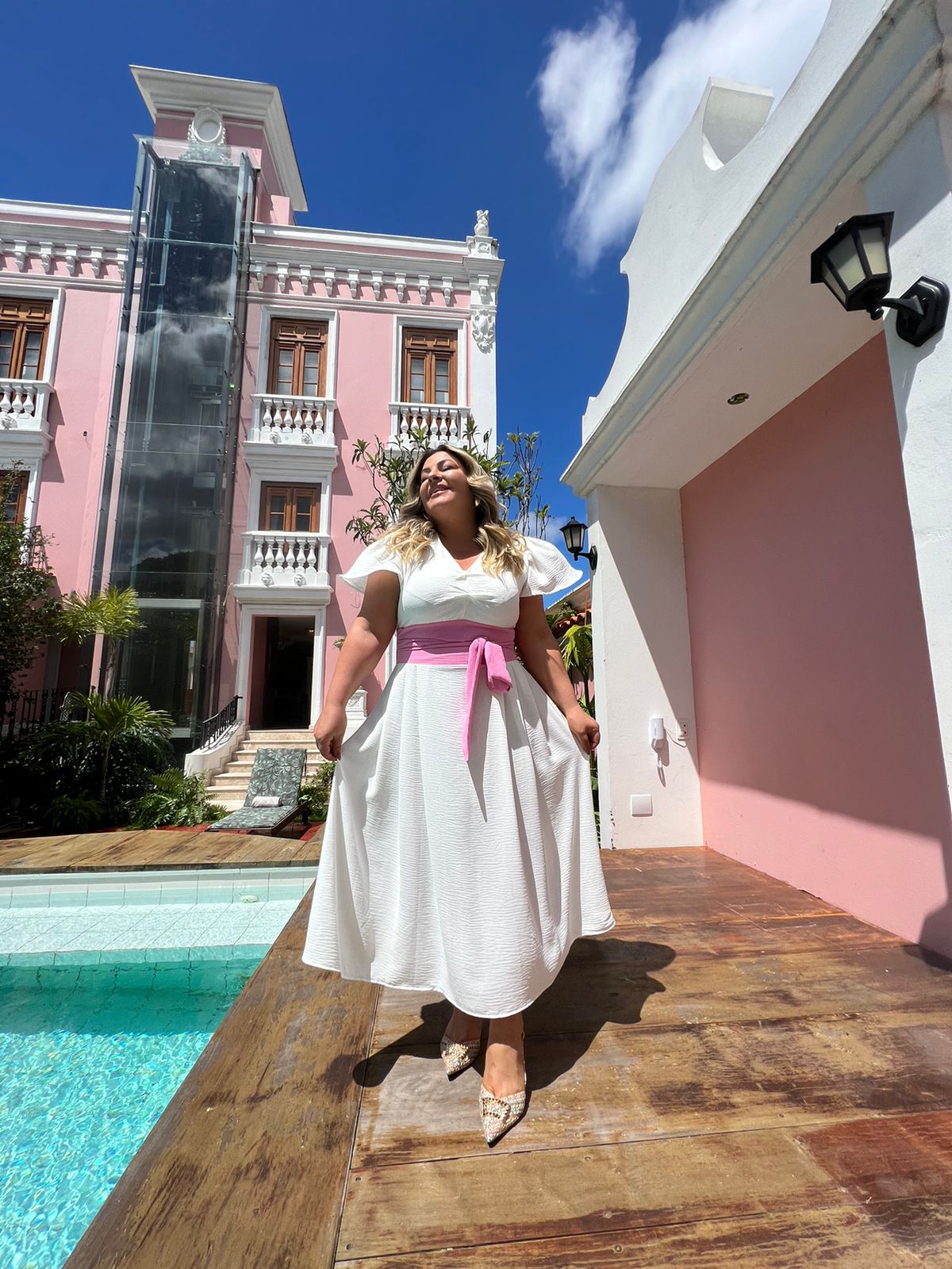 Divina hotsell saia oficial