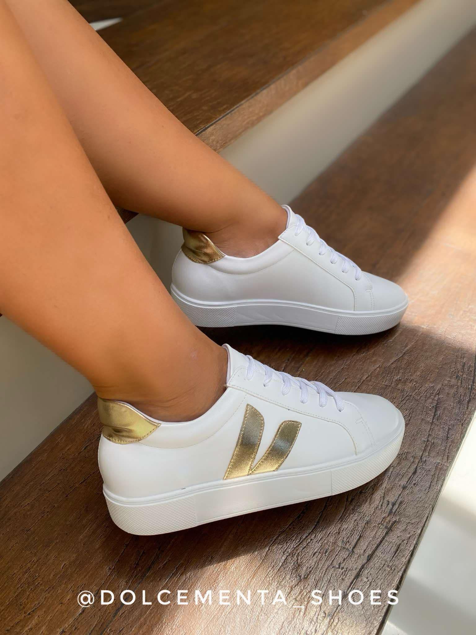 Tênis Branco/Dourado Vicky Dolce Menta