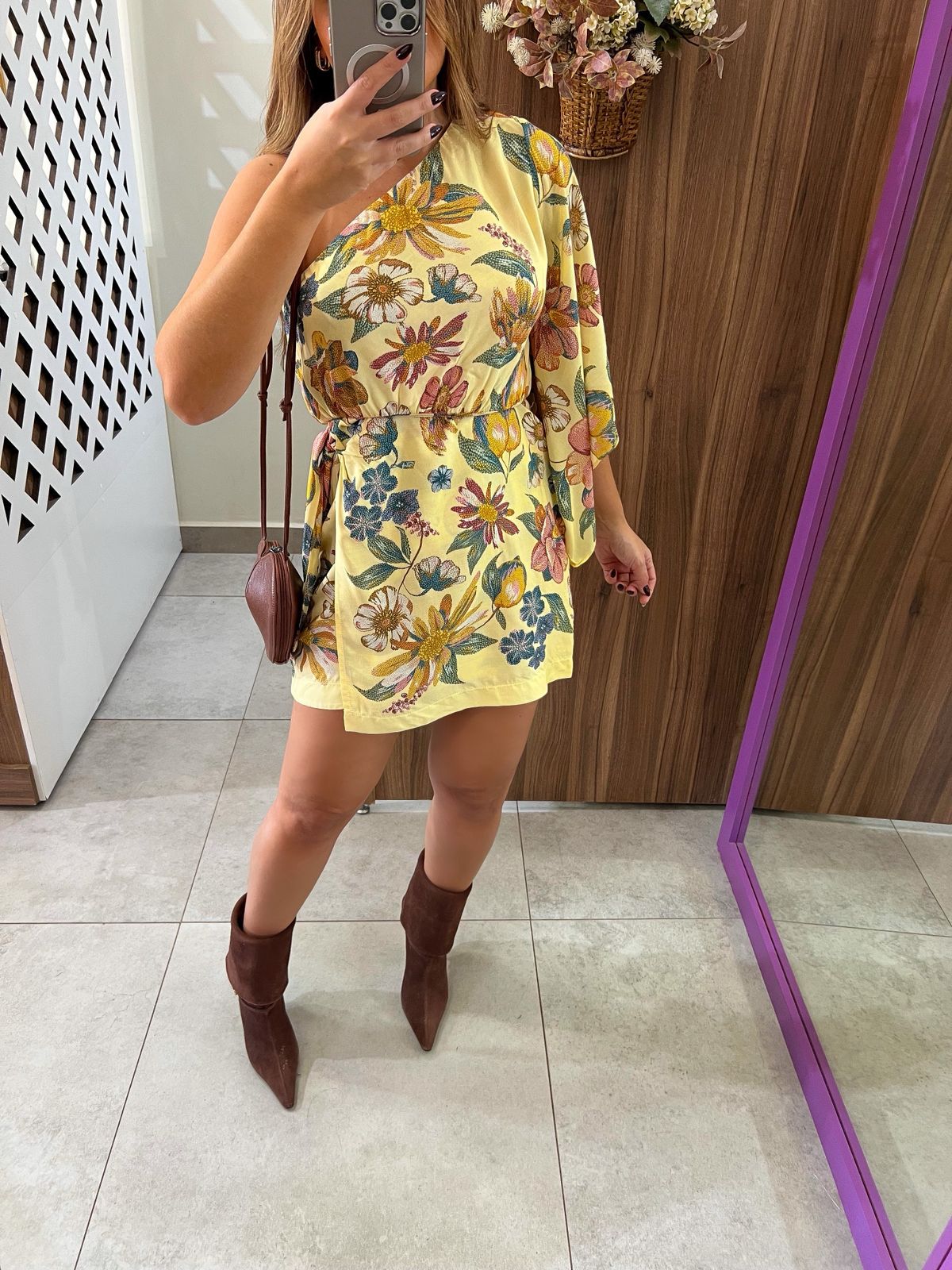 Vestido Curto Ombro Só Estampado Maira Lenço Farm Closet