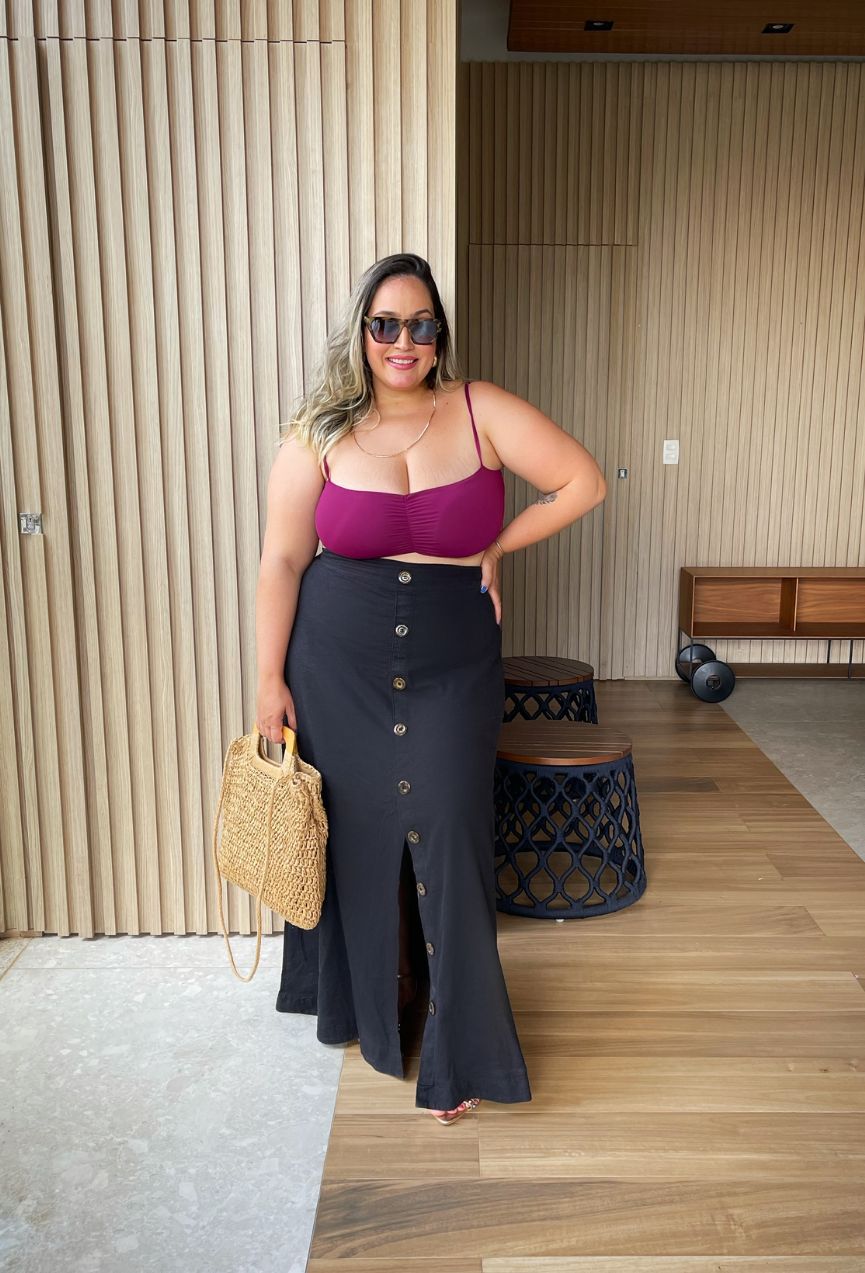Saia Longa de Botões Preta TAMTAUM PLUS SIZE FASHION