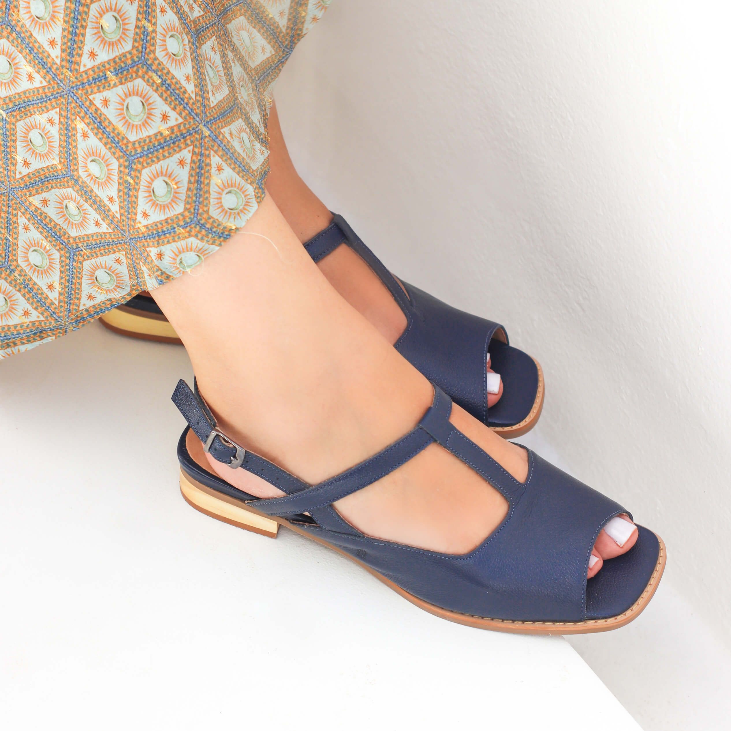 Sandália Rasteira Azul Anil Serena Feito à Mão Bubblê