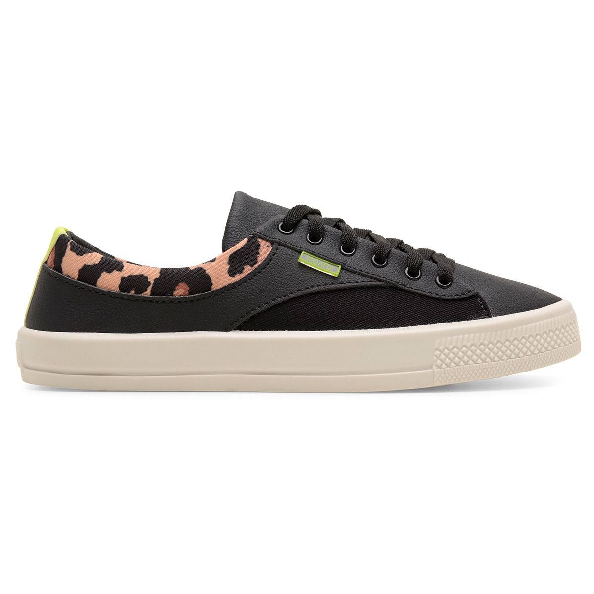 Tenis preto sale com onça