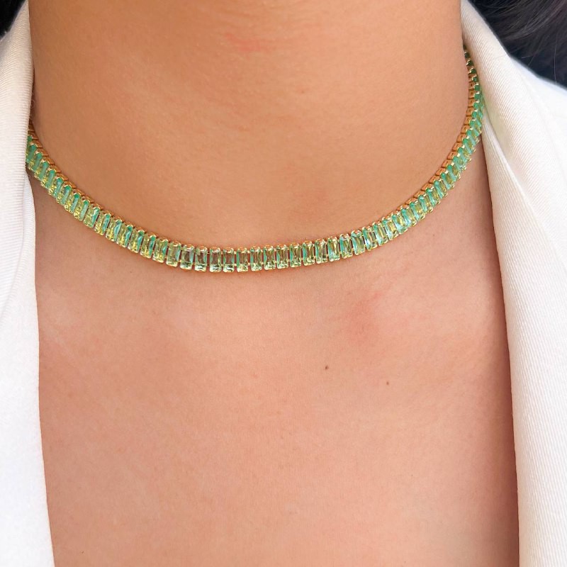 Chocker Cravejada Na Navete Lojas Das Revendedoras