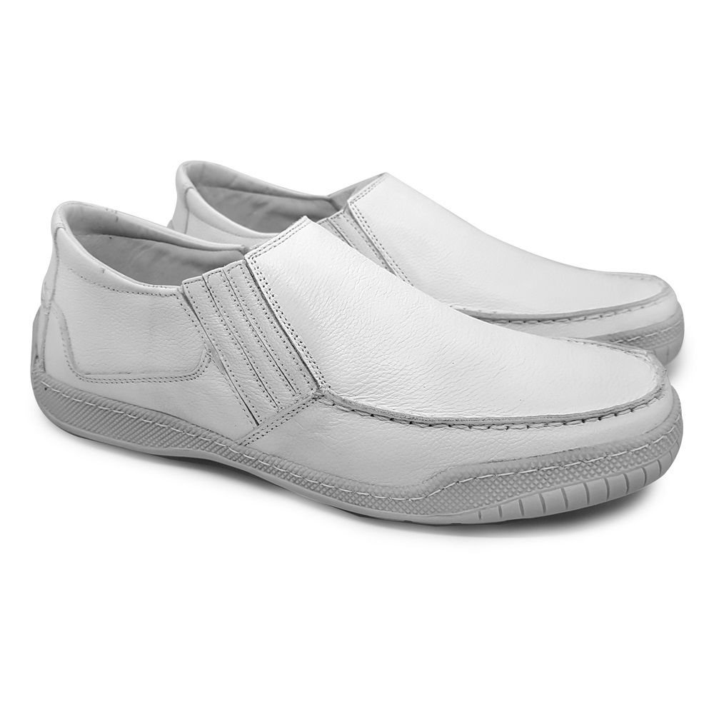 sapato branco confortavel