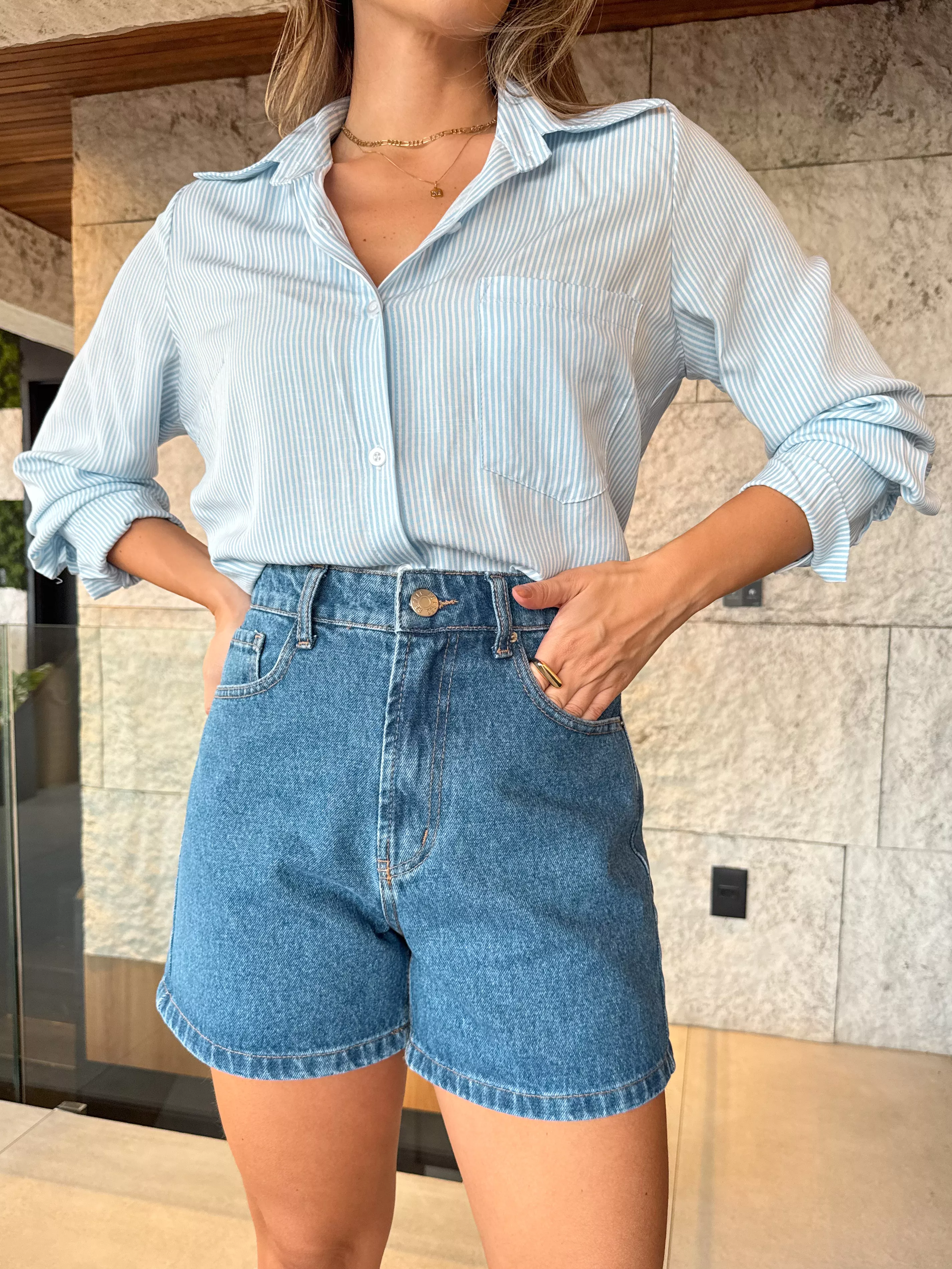 Short Paloma mom jeans - Lavagem média | AMARI BRAND