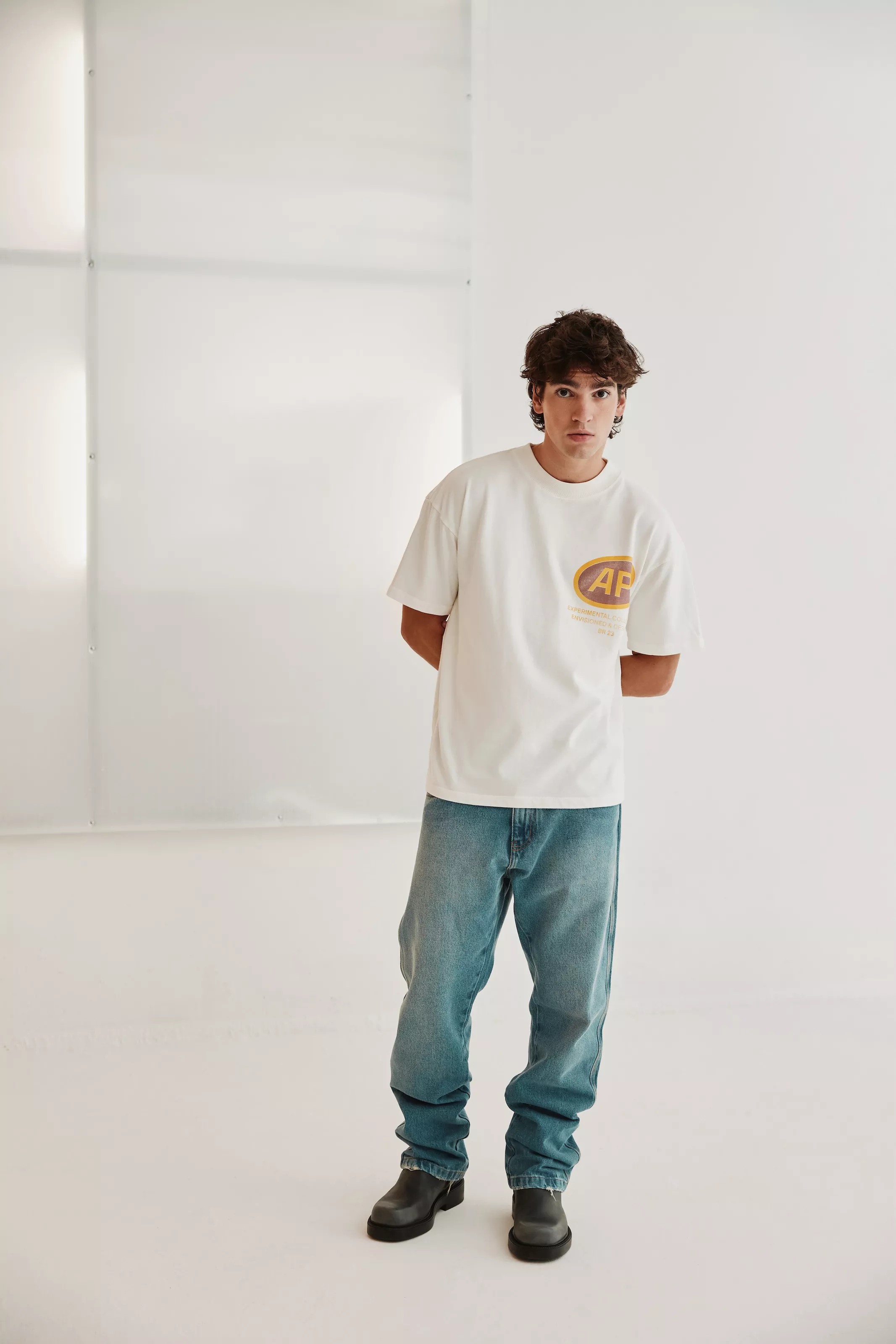 TRUCK TSHIRT- OFF WHITE