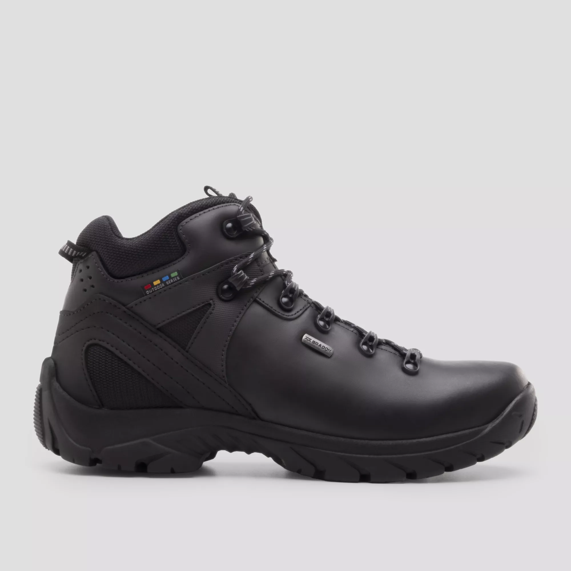 bota-bradok-adventure-hiking-