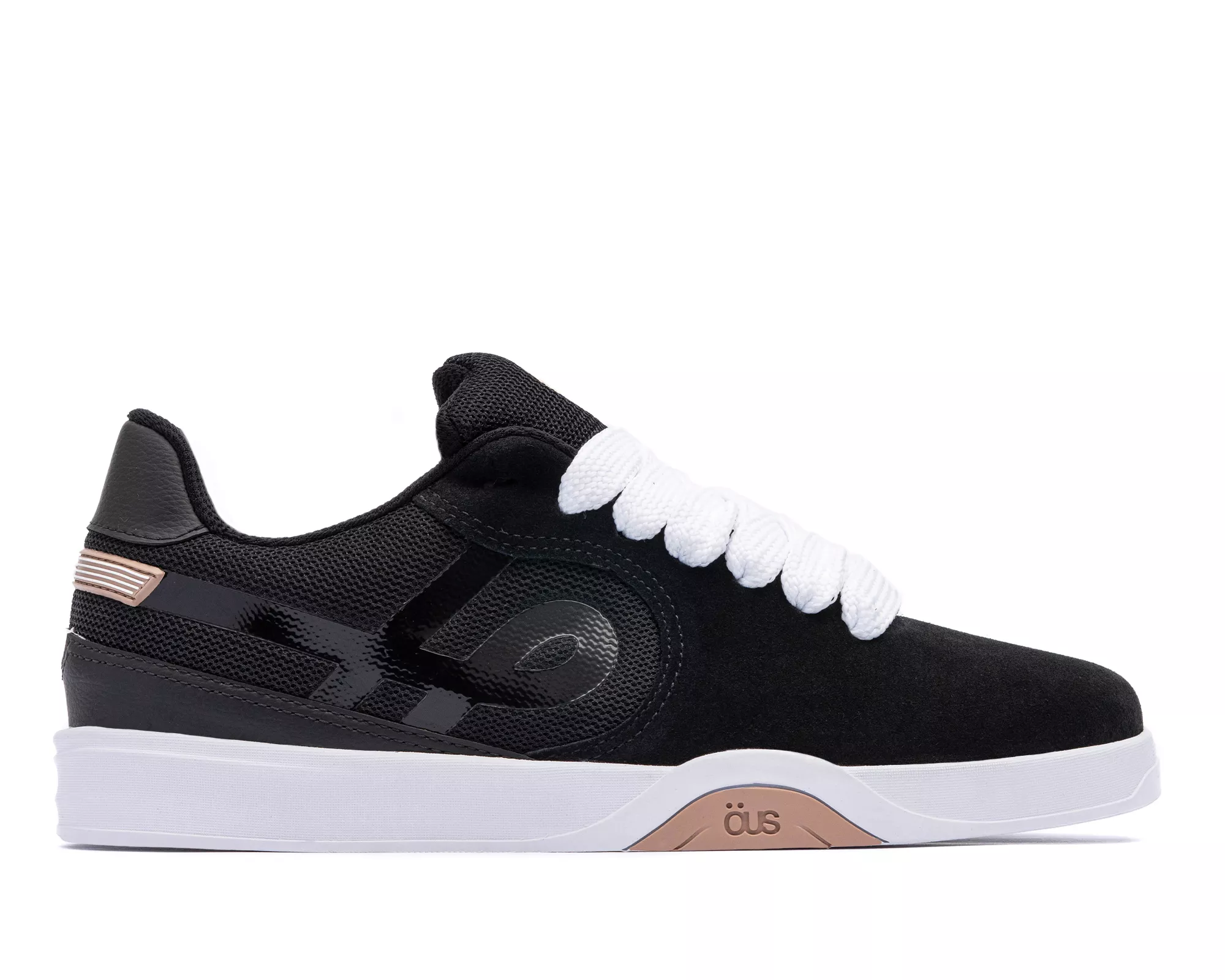 Tênis Öus Imigrante Serie x Preto Branco Creme Essencial | DREAMS