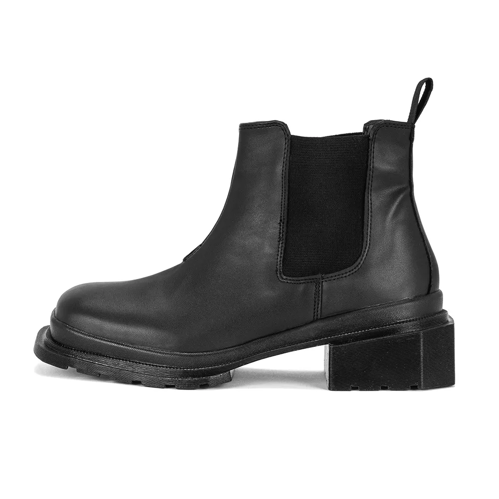 Bota Chelsea Cano Baixo Toledo Preto | ESTILO VEGGIE SHOES