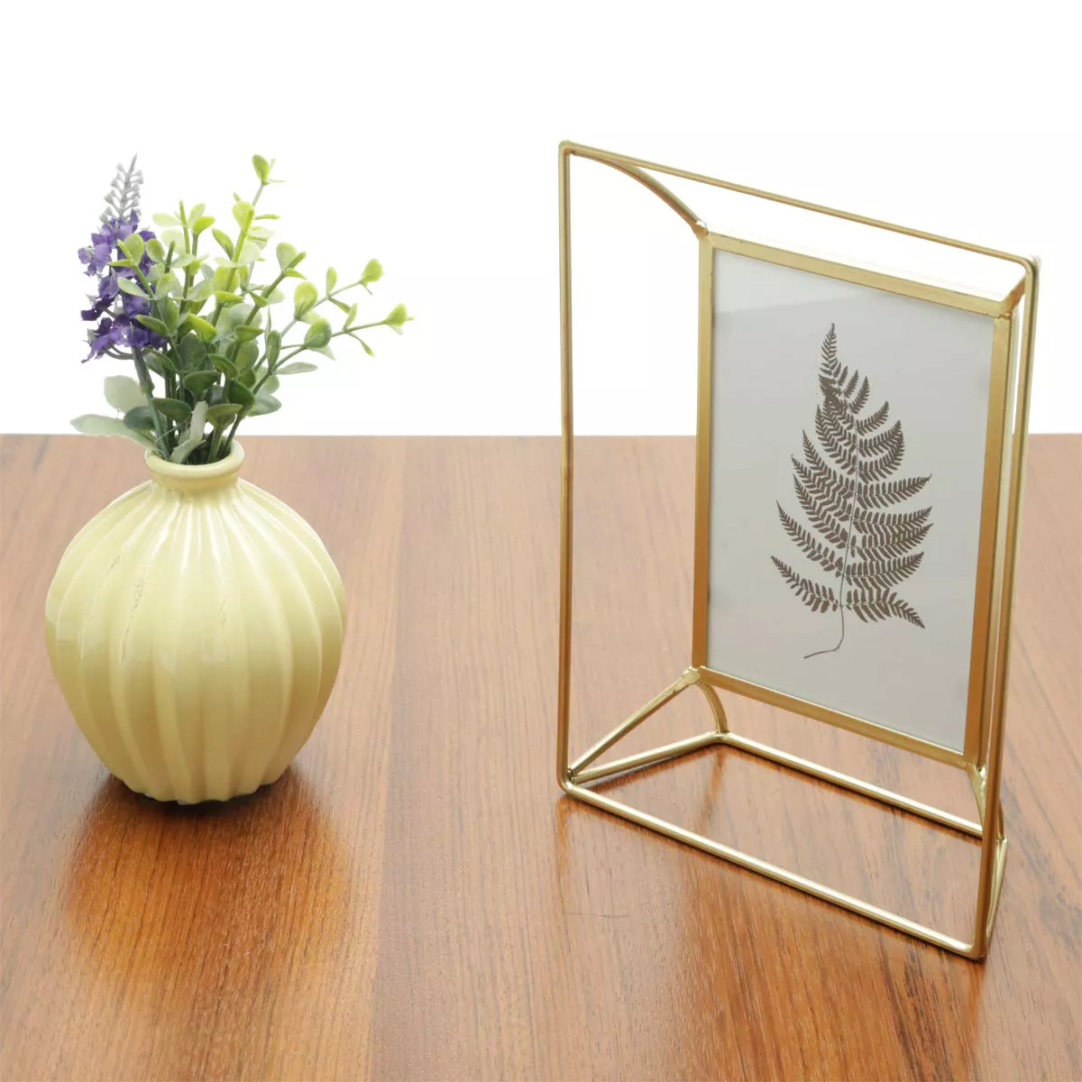 PORTA RETRATO METAL WIRED FRAME 15,5X6X22CM DOURADO | Fechacom