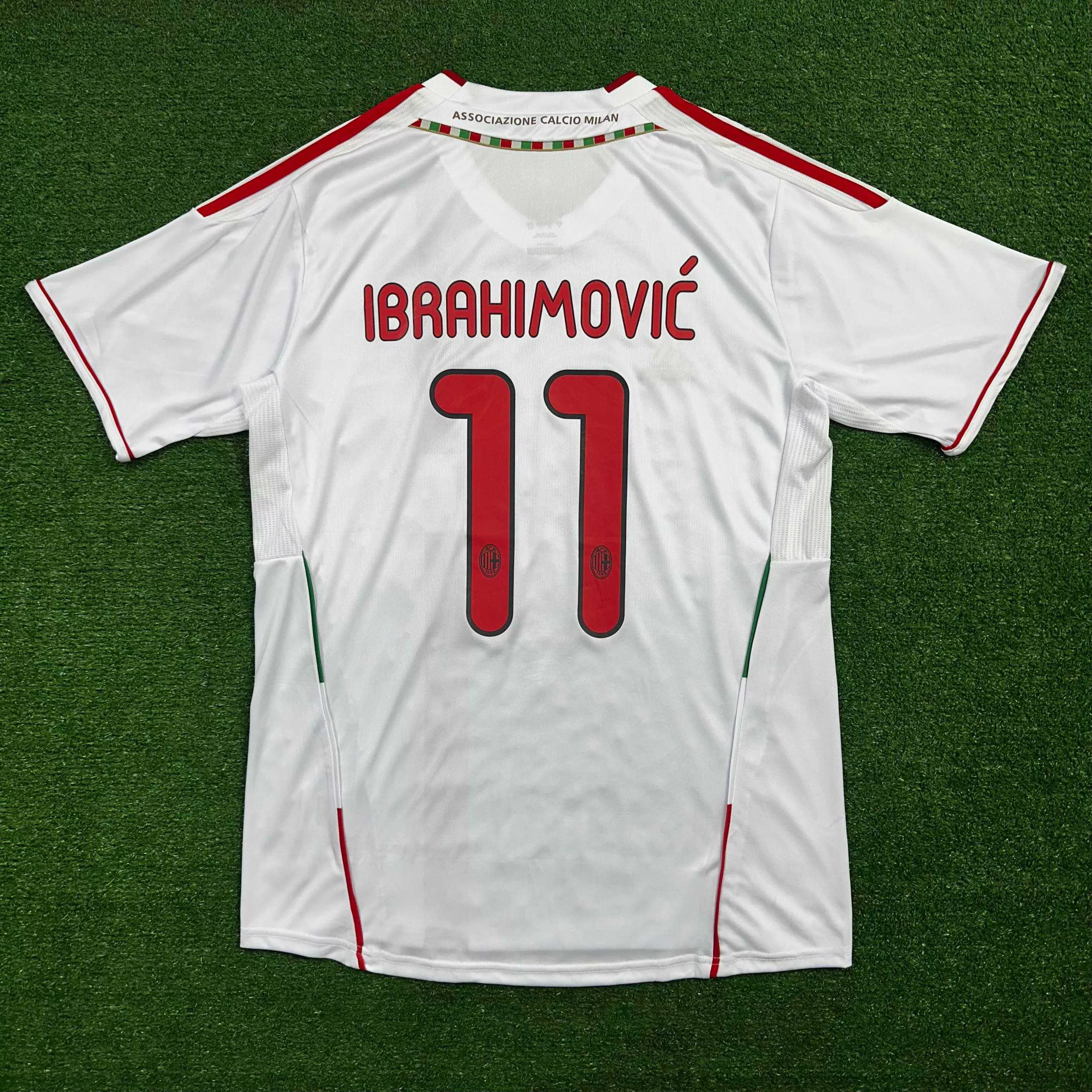 ACミラン IBRAHIMOVIĆ 11番 シャツ Camisa Retrô AC Milan Home I 11/12 – Ibrahimović #11 – Branca