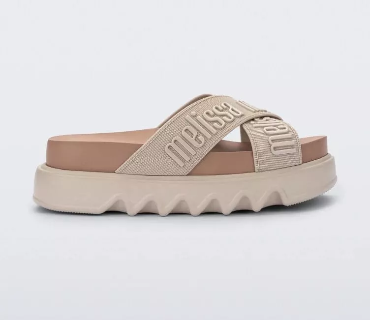 ドロマーゼーロ MELISSA CROSS M-LOVER PLATFORM LANÇAMENTO | HILDA COSTA