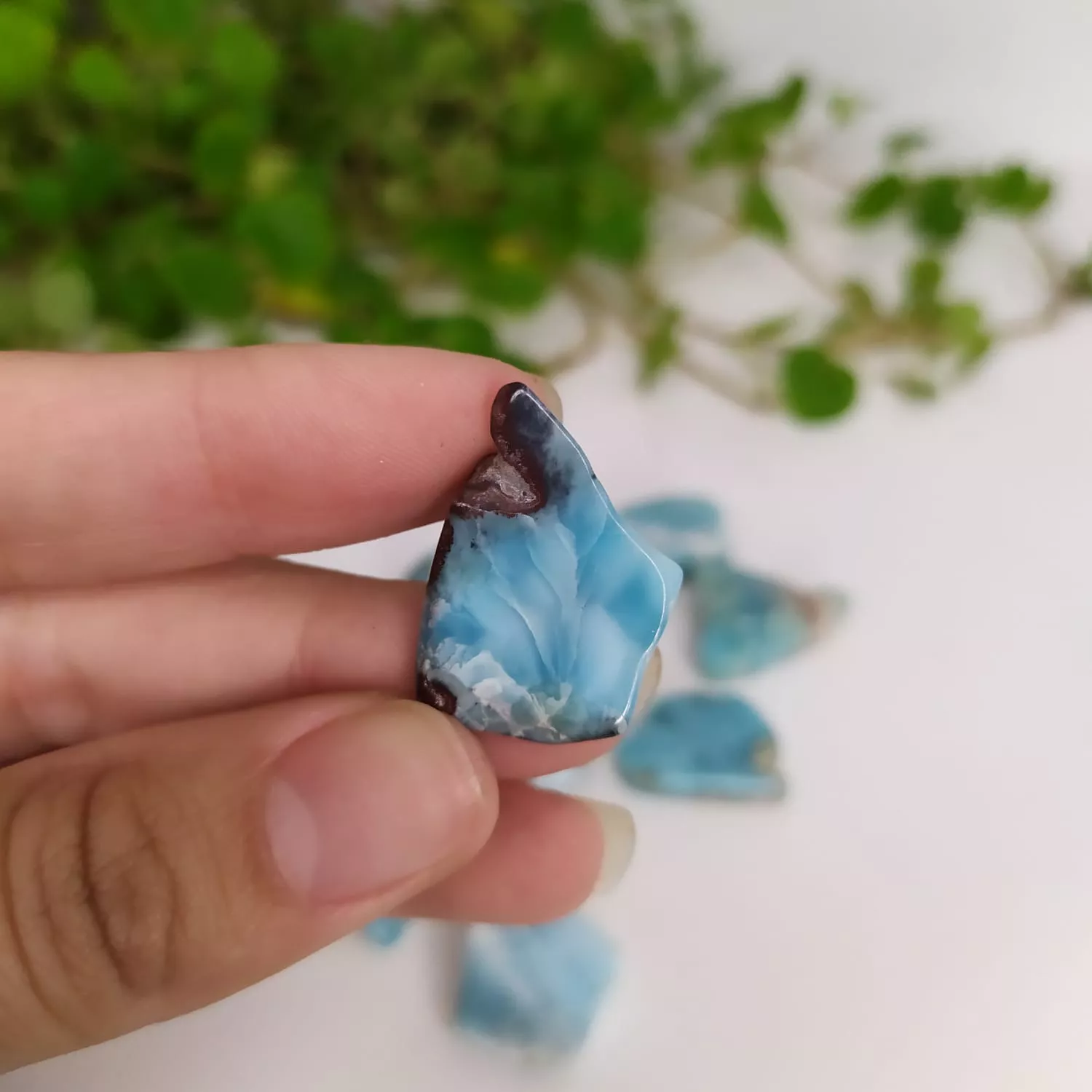 larimarさん PEDRA ROLADA LARIMAR Q. EXTRA – ALEGRIA | Ktw Cristais