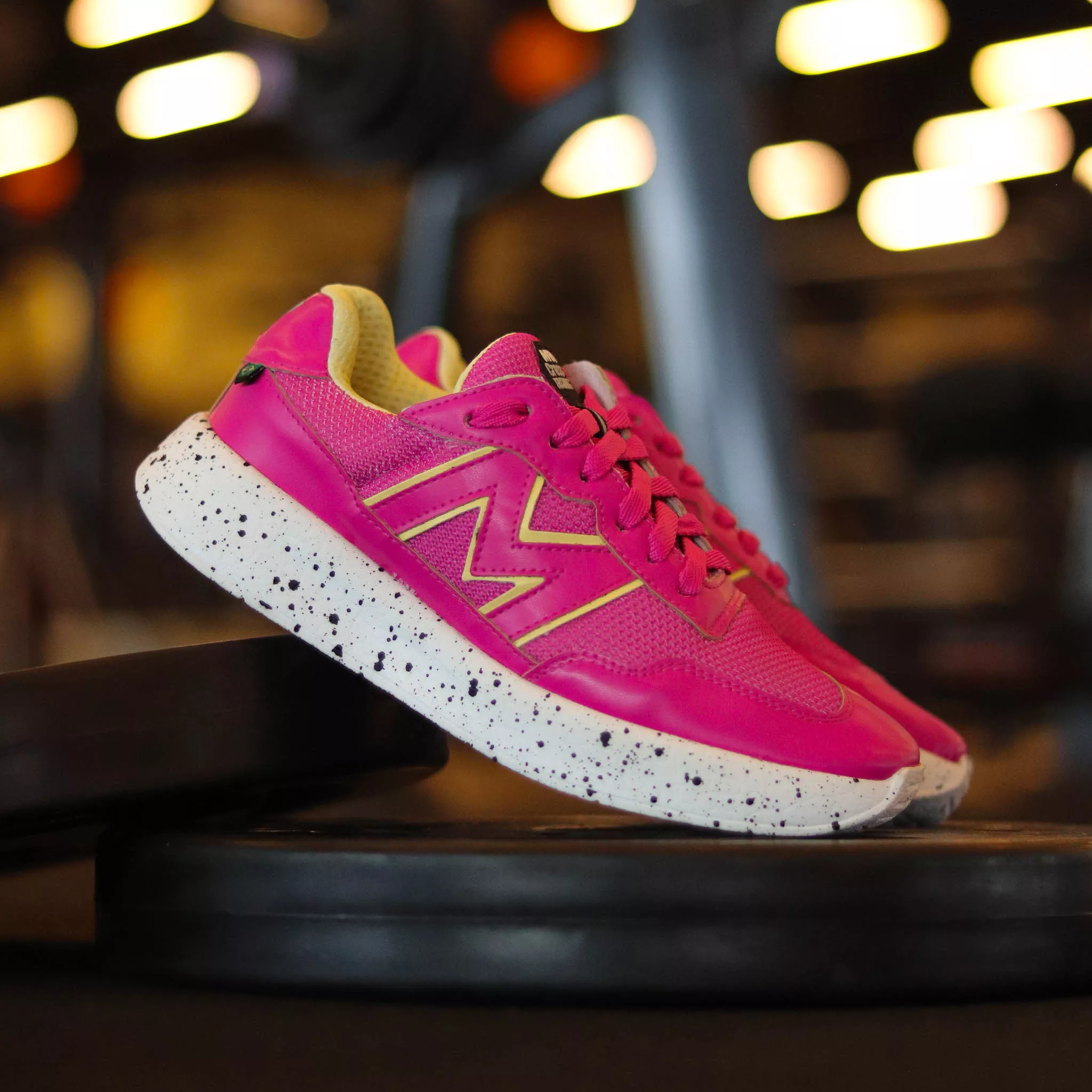 萌 Tênis para treino feminino Xtep Run II - CHERRY YELLOW | MVP
