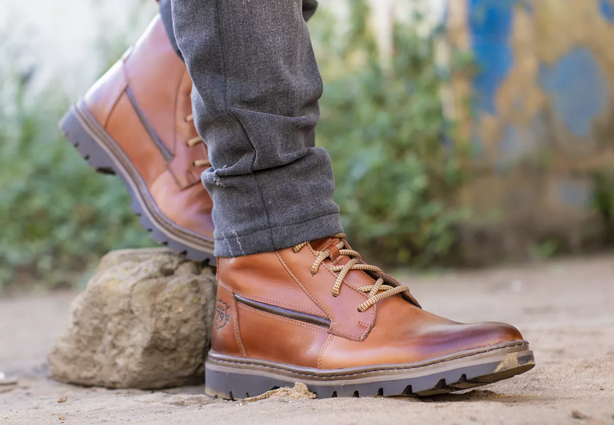 Bota Couro legitimo Coturno Masculino cano médio Roraima ROTA79 COR ...