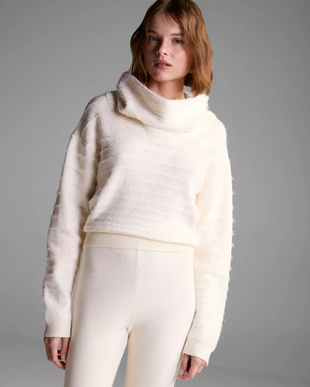 Pull Met Linhas Off White - Maria Pavan