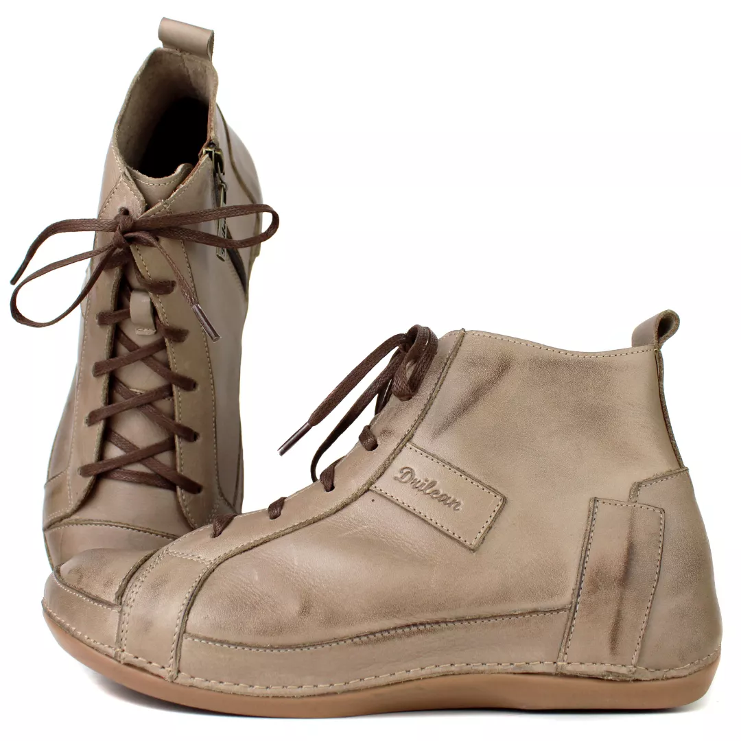 Bota Ortopédica Feminina em Couro Legítimo com Palmilha Gel