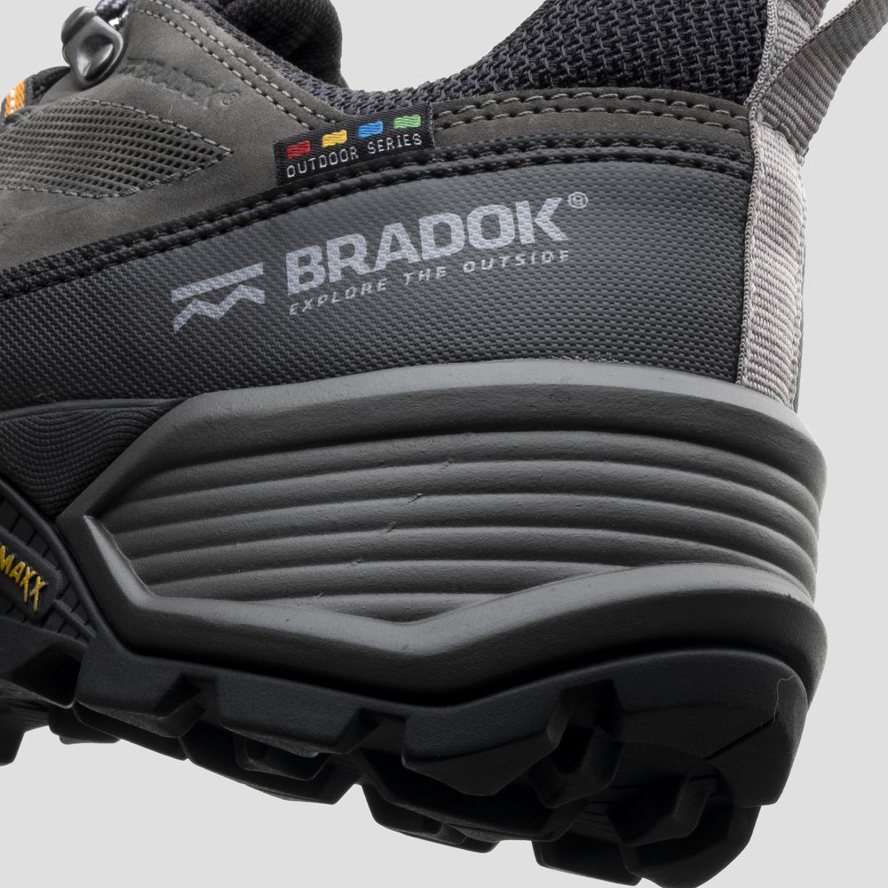 Tênis Haka Trail Lw Chumbo