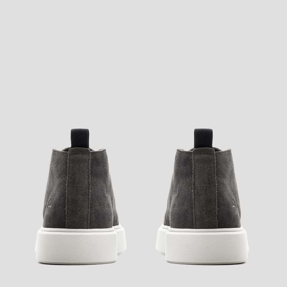 Bota Hull Chukka Grafite