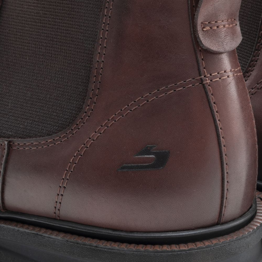 Bota Milan Chelsea Pinhão