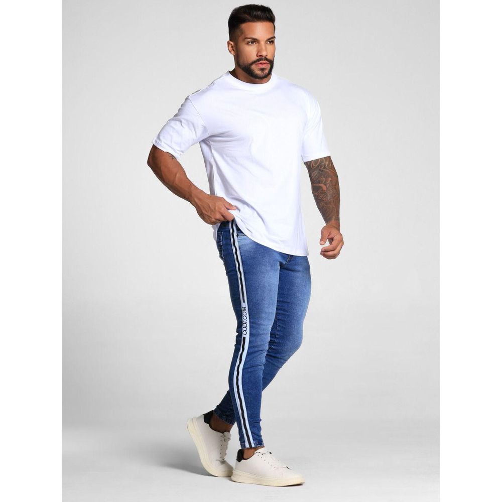 Calça Jeans Skinny Faixa Lateral Com Devorê Destroyed CODI