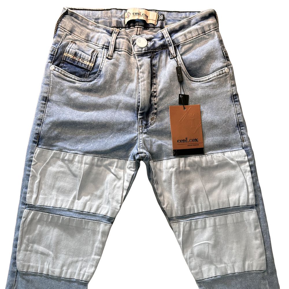 Calça Jeans Skinny Com Zíper Na Barra Detalhes Faixa Premium