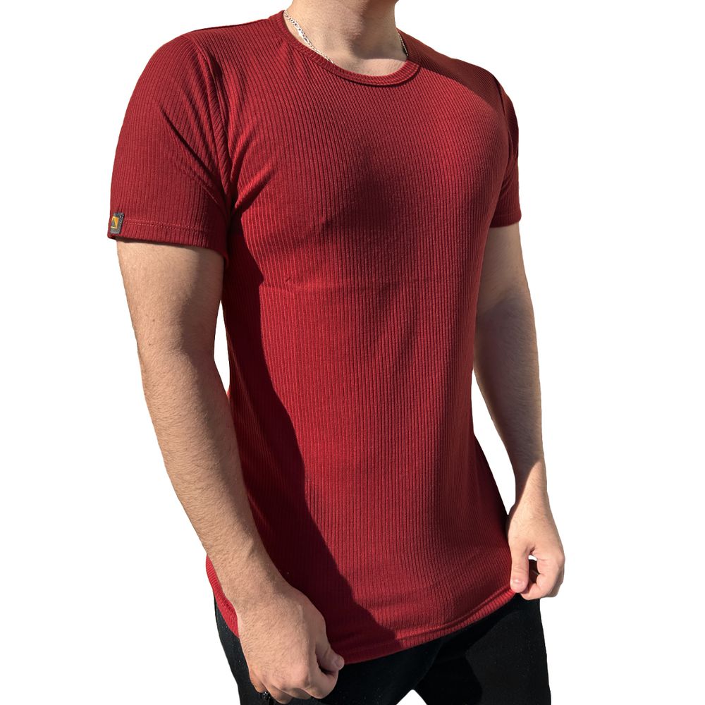 Camiseta Básica Masculina Slim Fit Vermelho