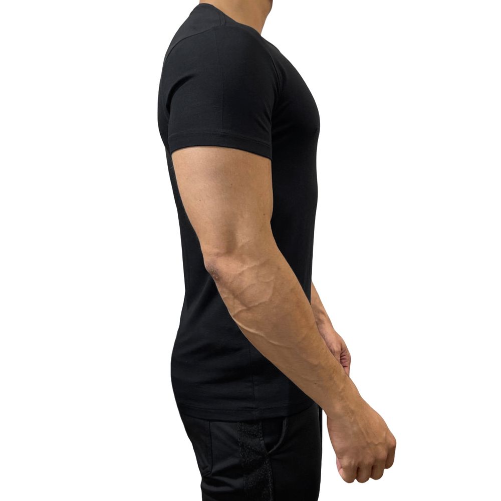Camiseta Preta Slim Manga Curta Gola Redonda Casual Premium