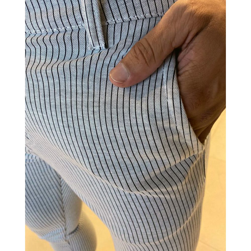 Calça Alfaiataria Skinny Listrada Risca De Giz Moletinho