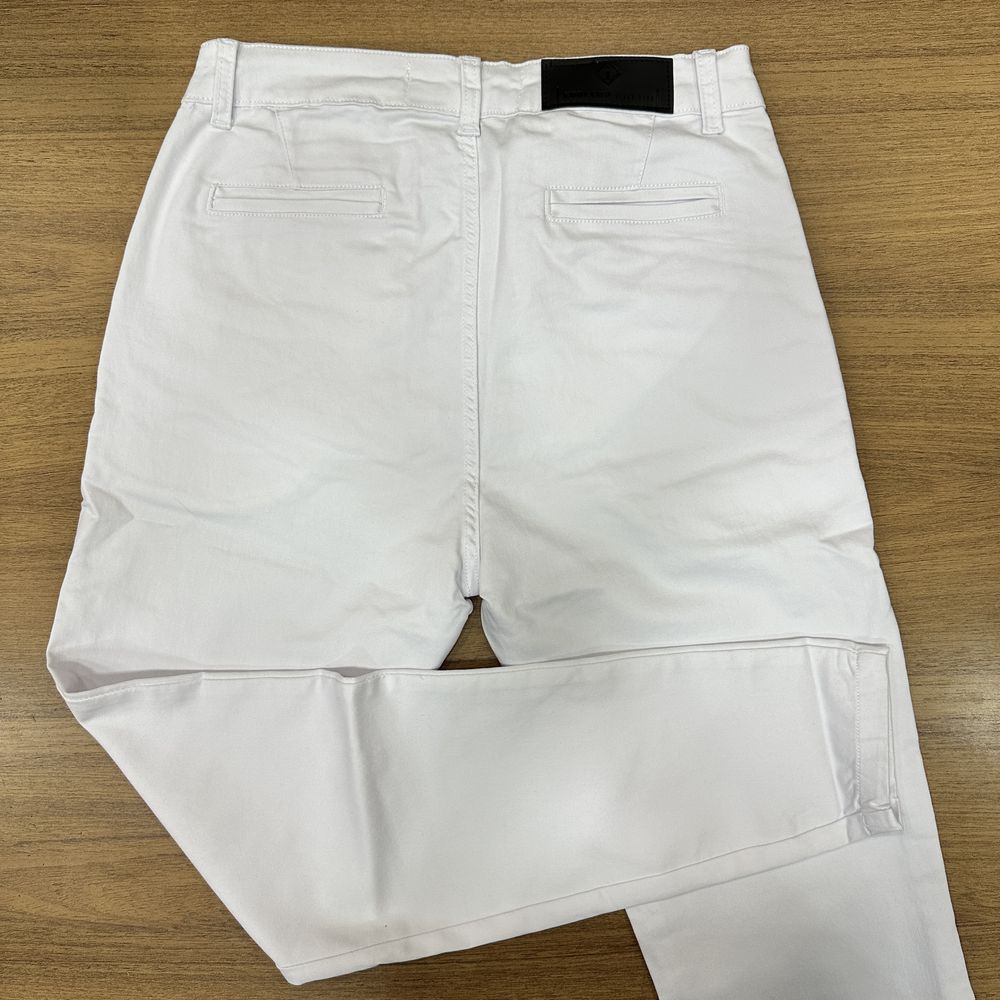 Calça Alfaiataria Sarja Branca Skinny C/ Elastano Premium