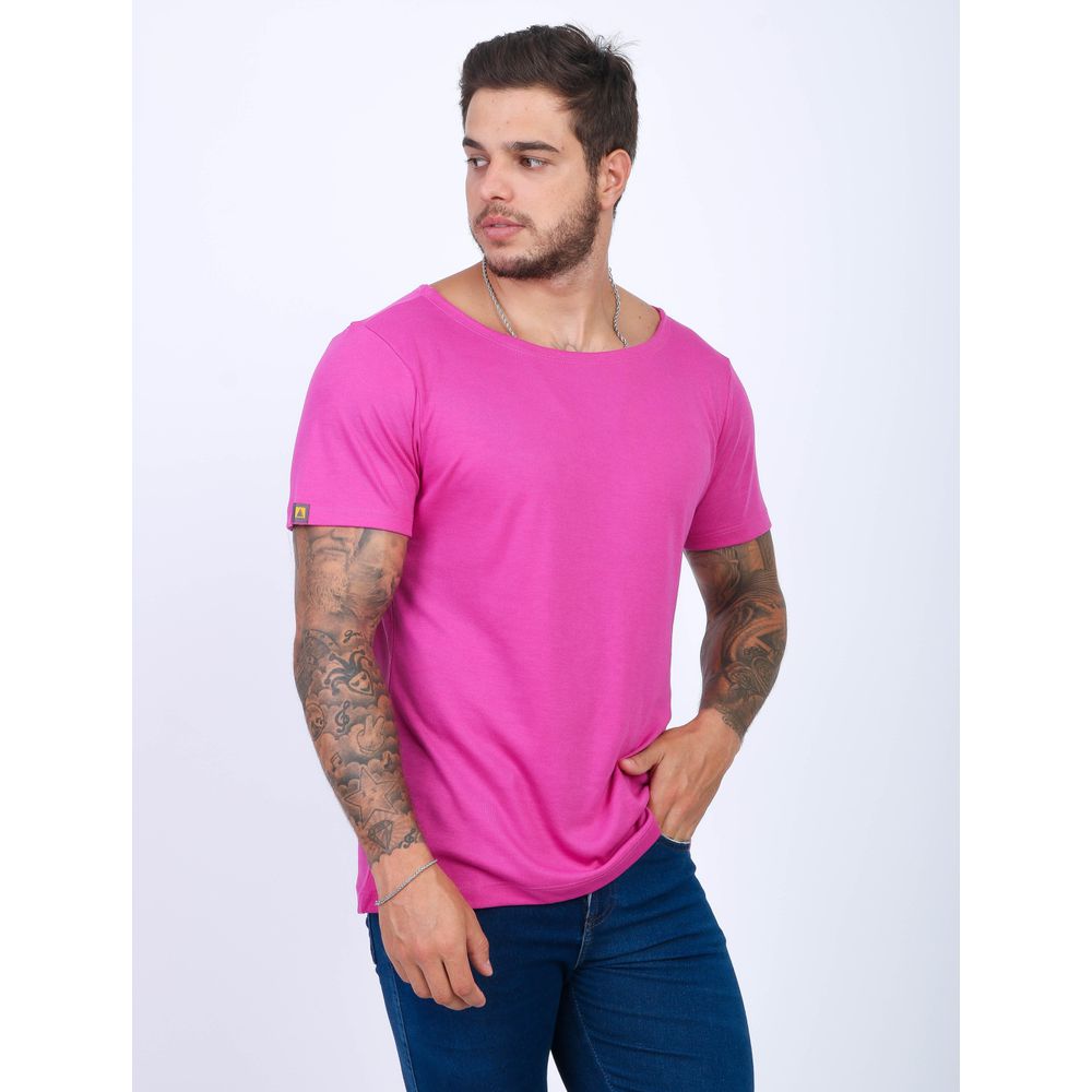 Camiseta Gola Canoa Aberta Cor Rosa Violeta Masculina Slim