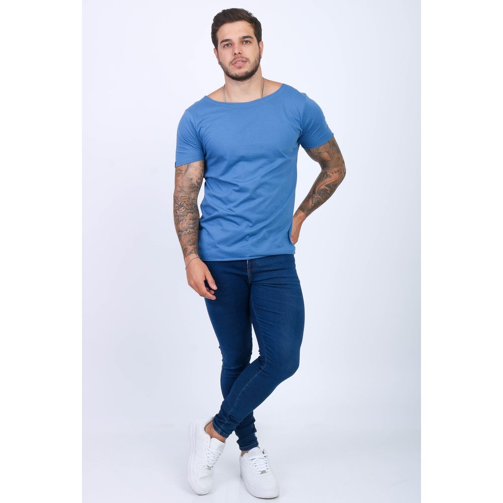 Camiseta Slim Gola Canoa Aberta Manga Curta Azul Masculina