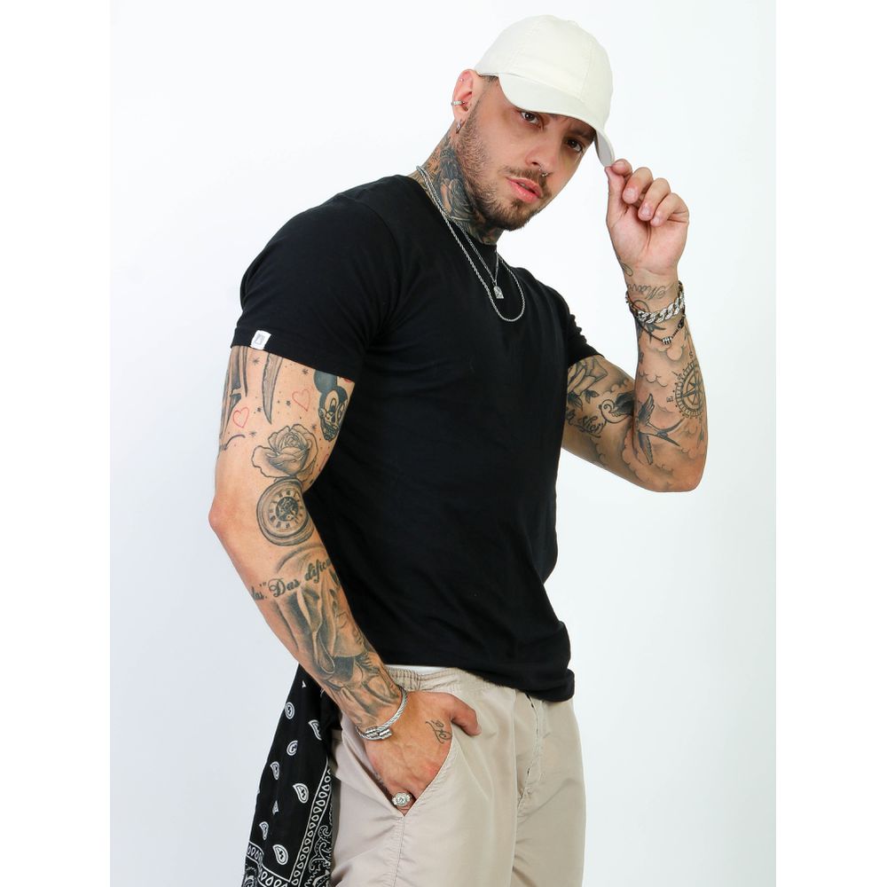 Camiseta Slim Masculina Com Elastano Malha Egipcia Premium Preto