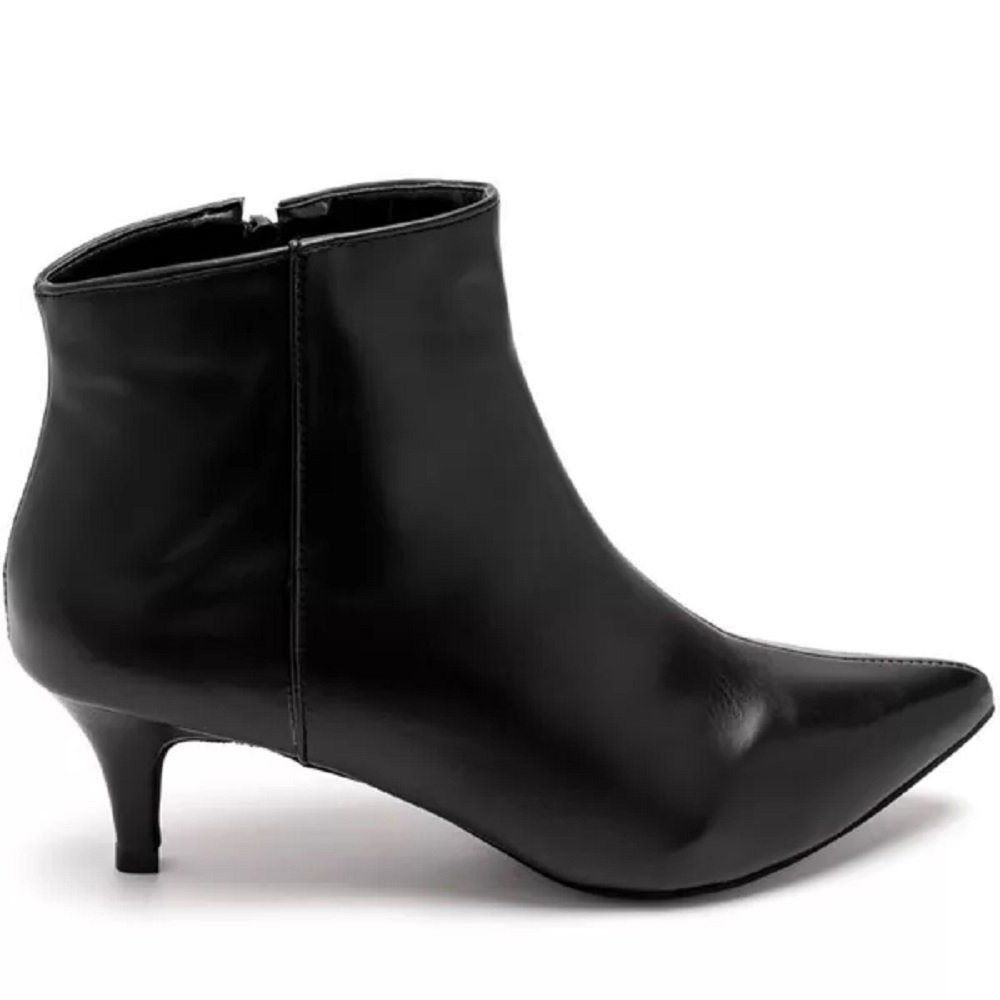 Bota Damers Feminina De Bico Fino Cano Curto