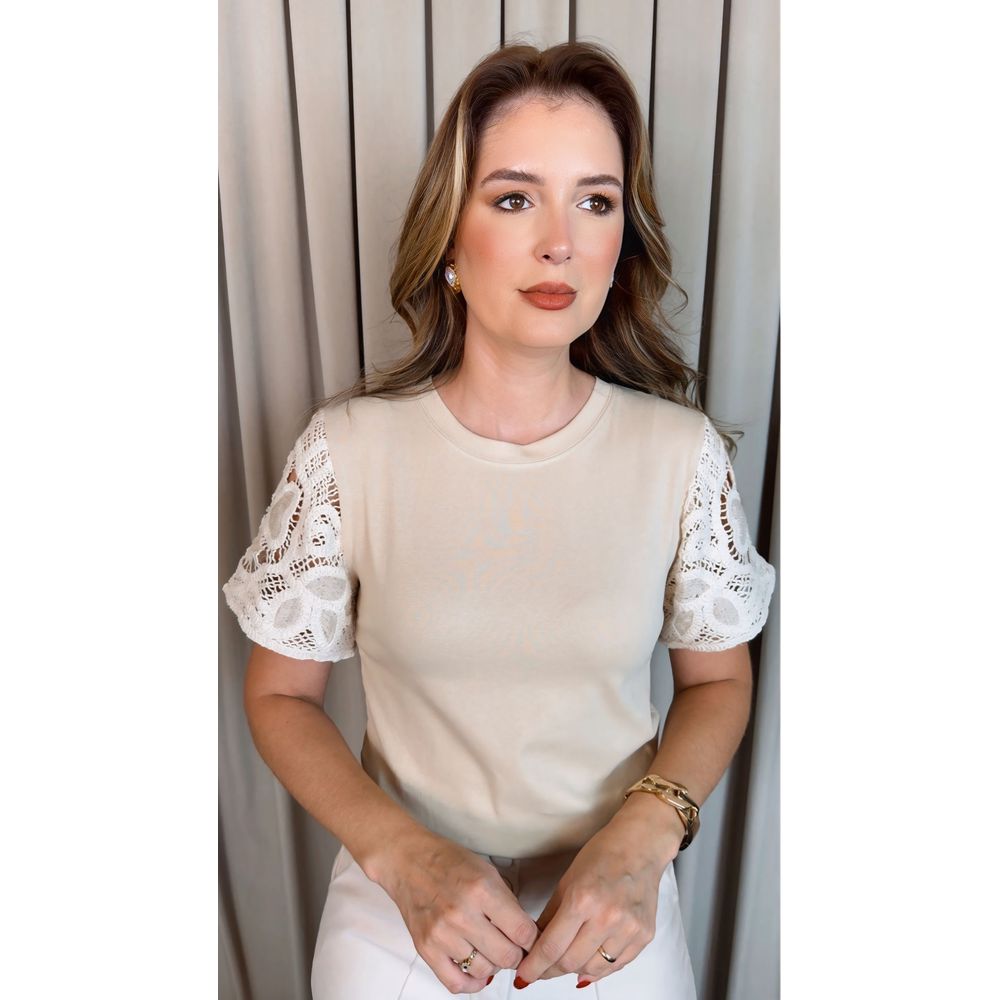 T-shirt Feminina Manga Bordada - Off White - Cod 535