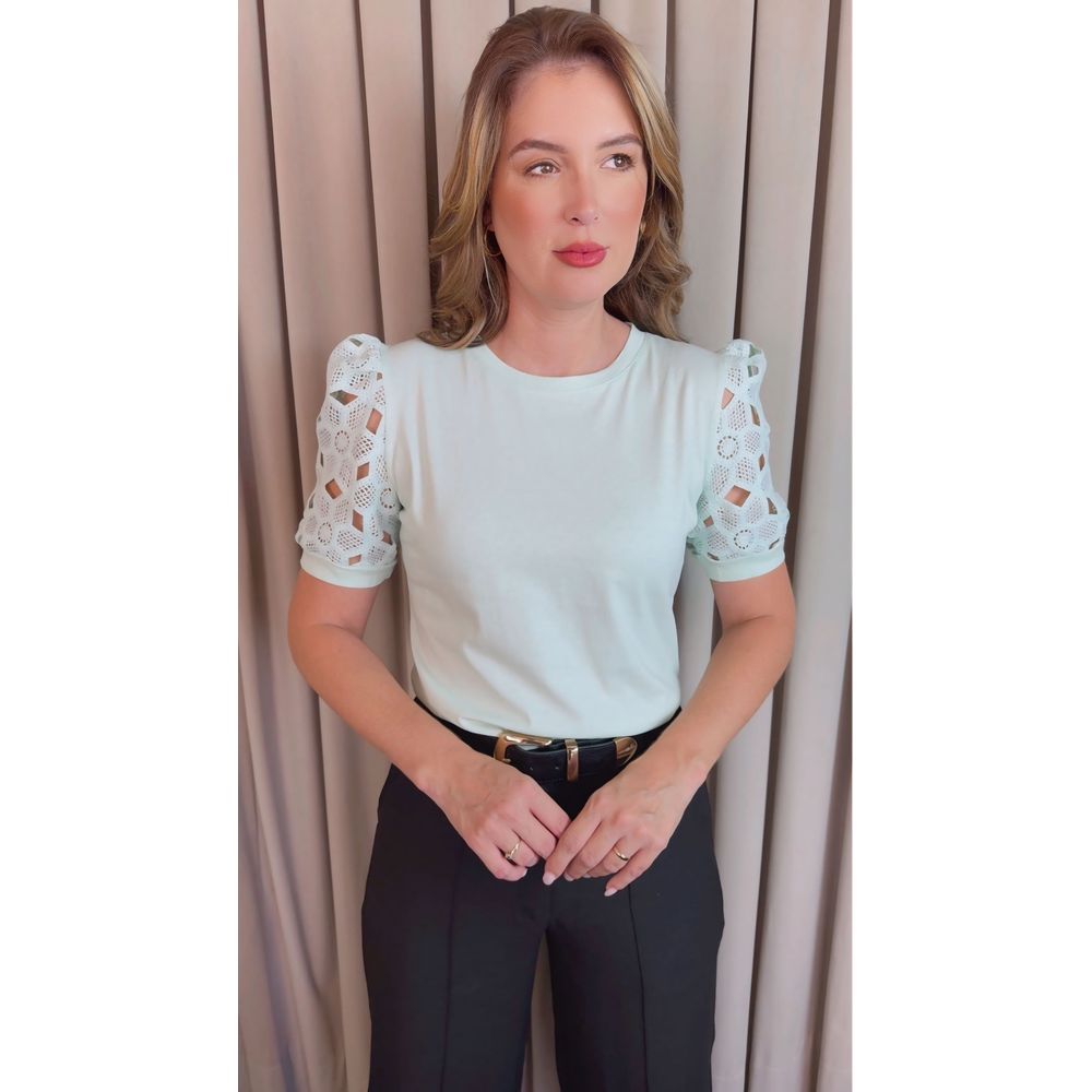 T-shirt Feminina Manga Guipir - Verde - Cod 523