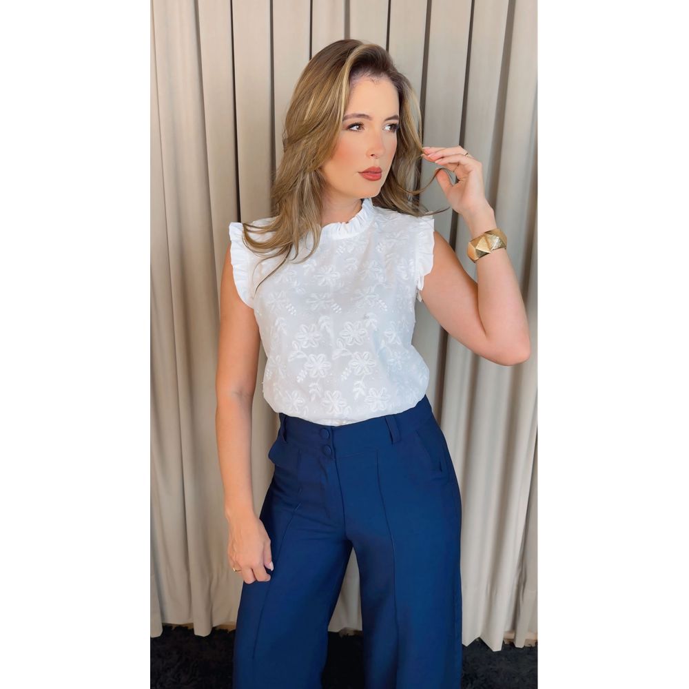 Blusa Feminina Em Lese 3D Delicada - Branca - Cod 329