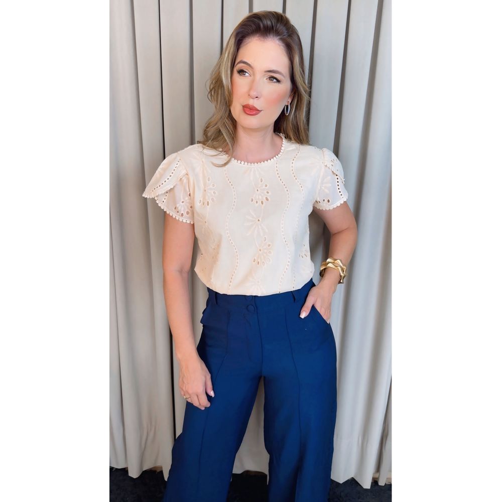 Blusa Feminina Em Lese Delicada - Off White - Cod 328