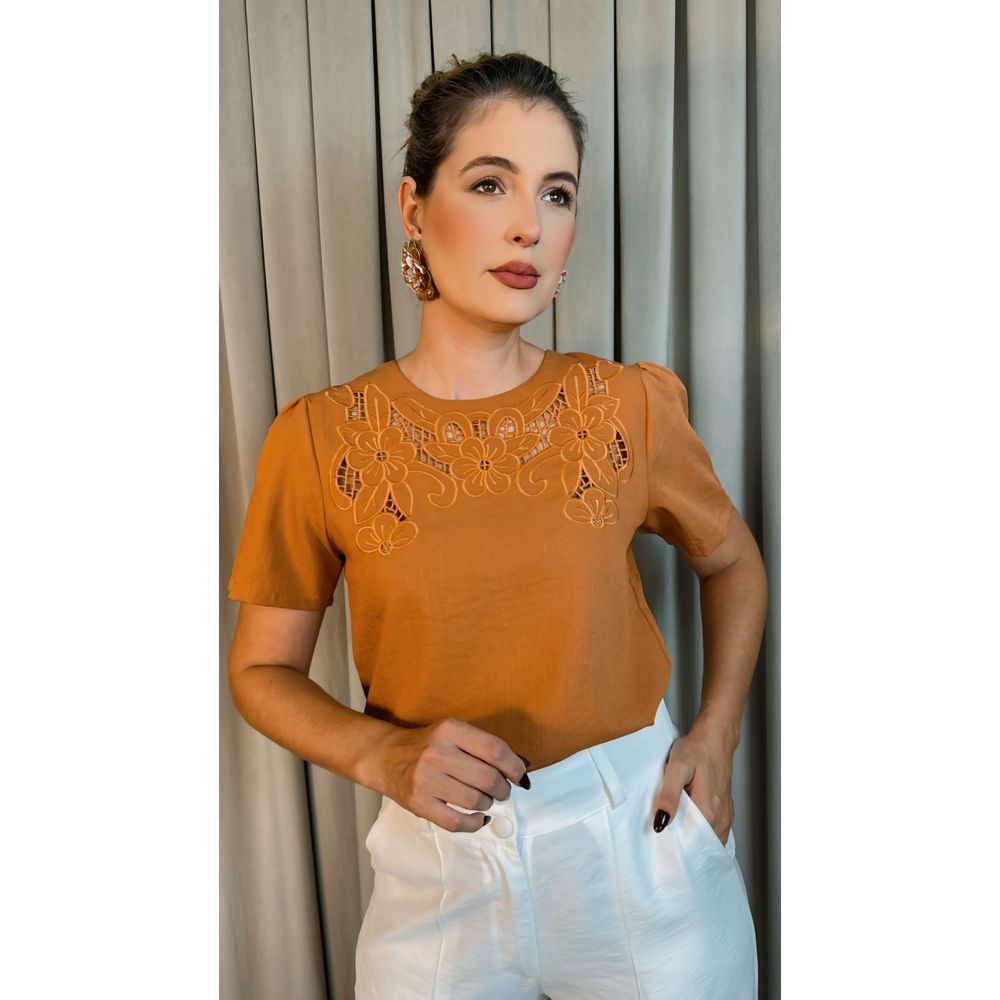 Blusa Feminina Bordada Elegância e Delicadeza em Cada Detalhe - Terracota - Cod 239