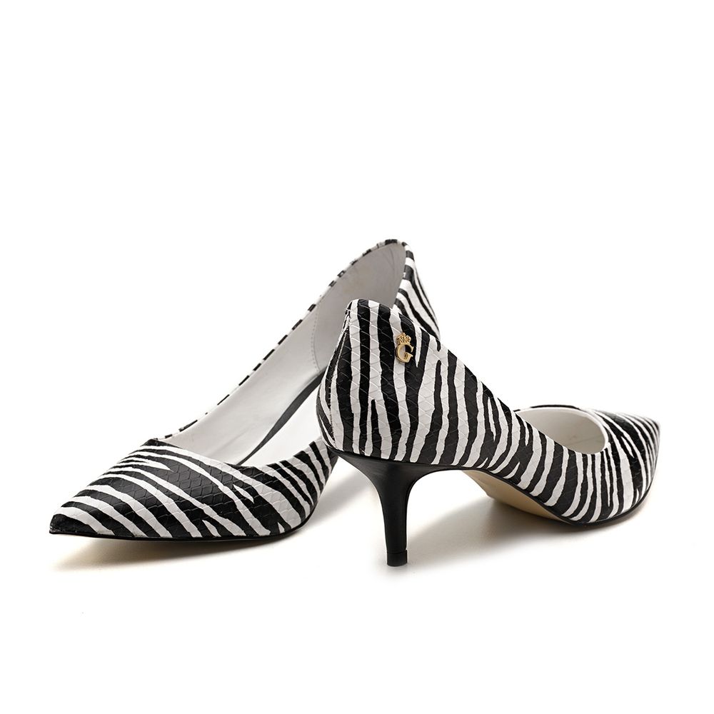 Sapato Scarpin Baixo Couro Zebra Outlet