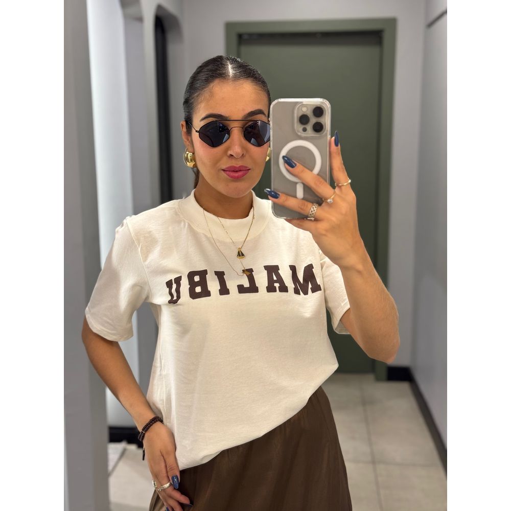 T-SHIRT MALIBU OFF WHITE / MARROM